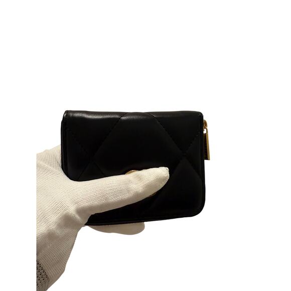 Chic Faux Lambskin Quilted Wallet | Zip-Around Coin Pouch – Black - Picture 1 of 4